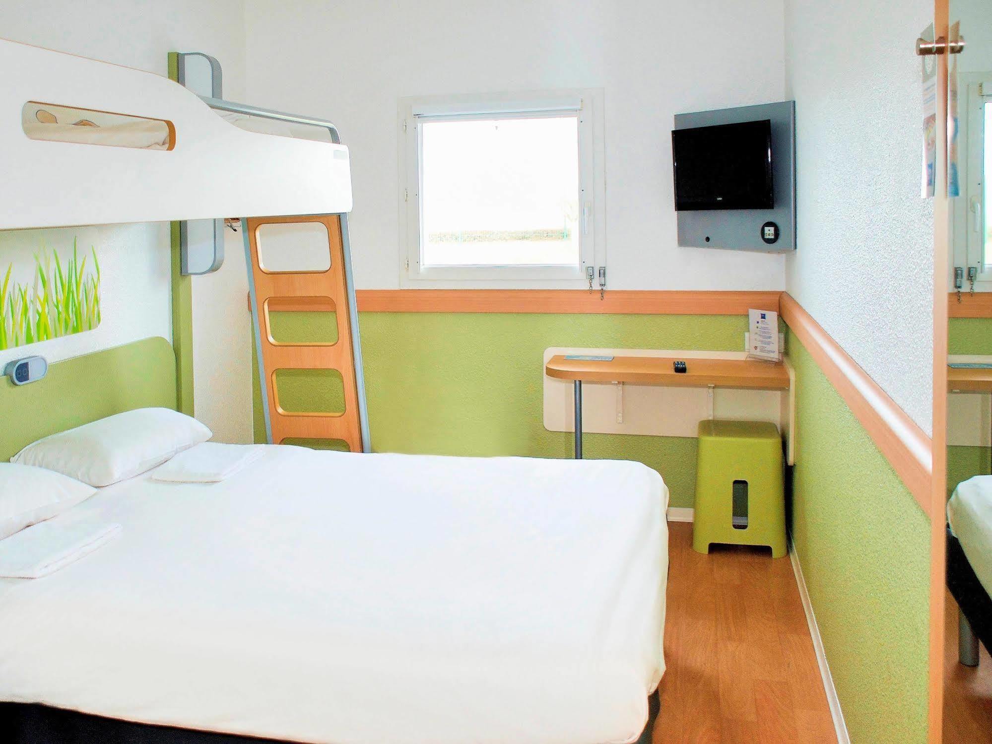 Ibis Budget Flers Grands Champs Luaran gambar
